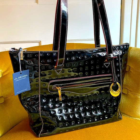 Handbags - NWT Arcadia Italian Leather Bag